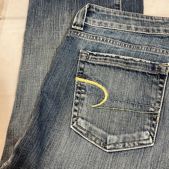 America Eagle Outfitters women’s jeans size 6 short - Picture 9 of 9